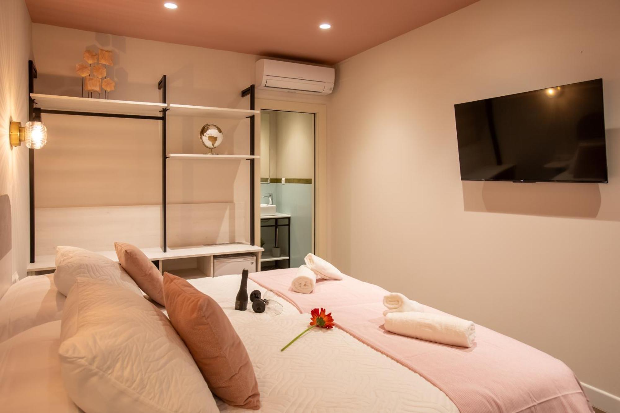 Boutique Rooms Playa Burriana Nerja Eksteriør bilde