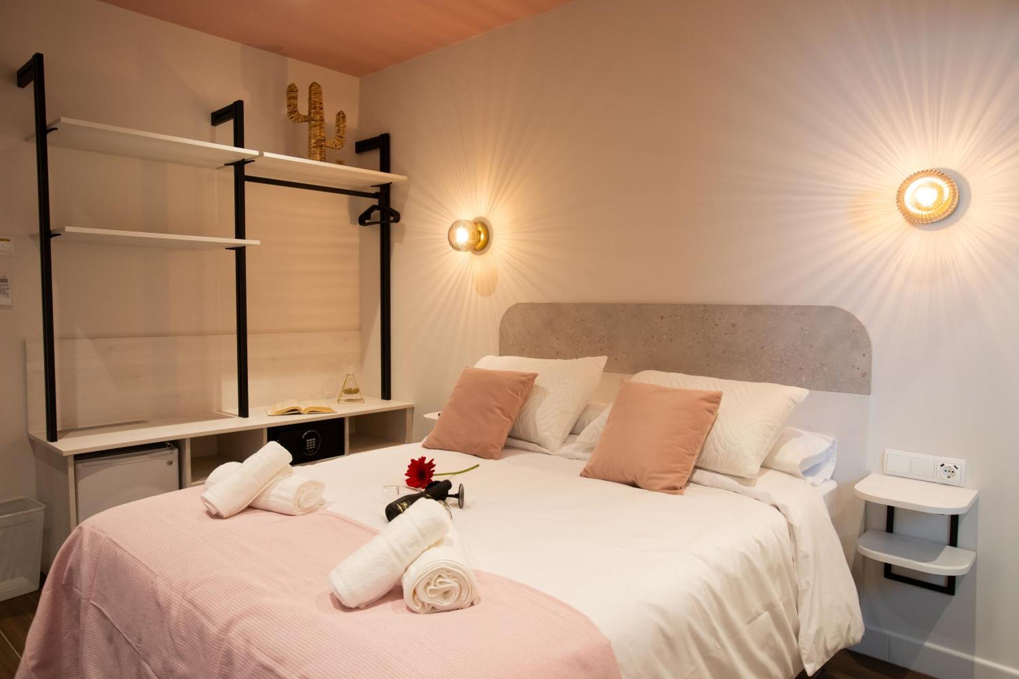 Boutique Rooms Playa Burriana Nerja Eksteriør bilde