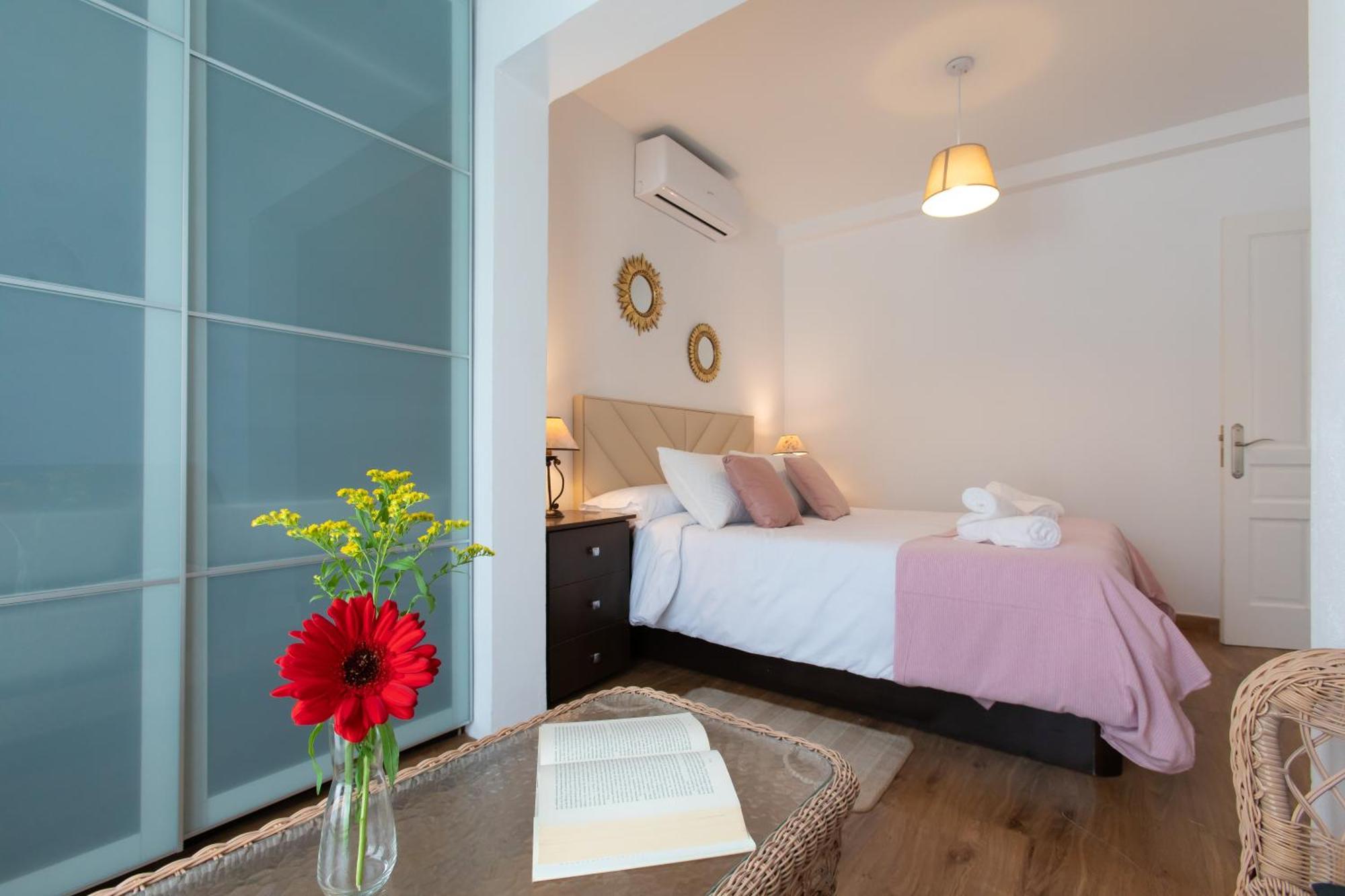 Boutique Rooms Playa Burriana Nerja Eksteriør bilde