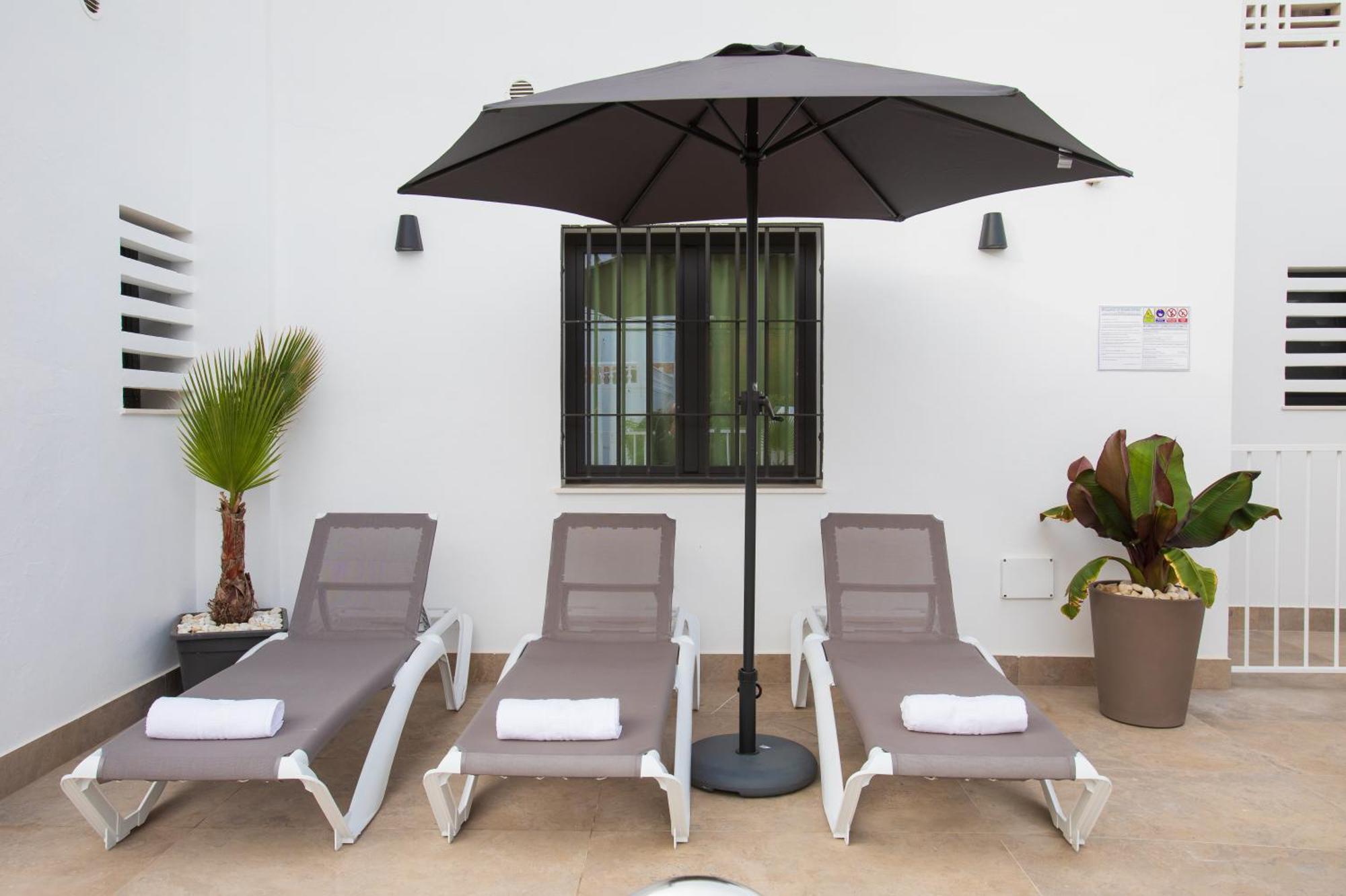 Boutique Rooms Playa Burriana Nerja Eksteriør bilde