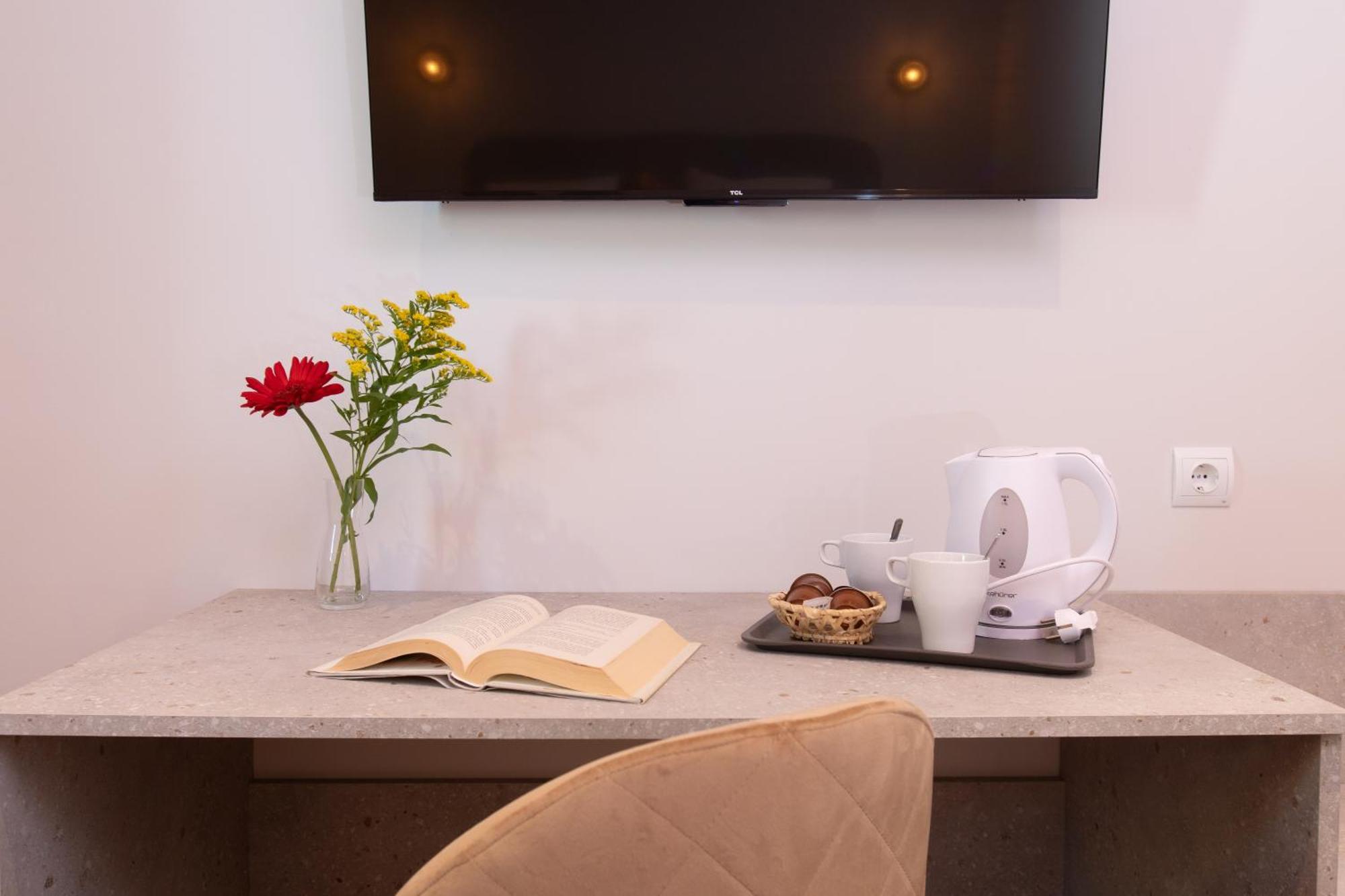 Boutique Rooms Playa Burriana Nerja Eksteriør bilde