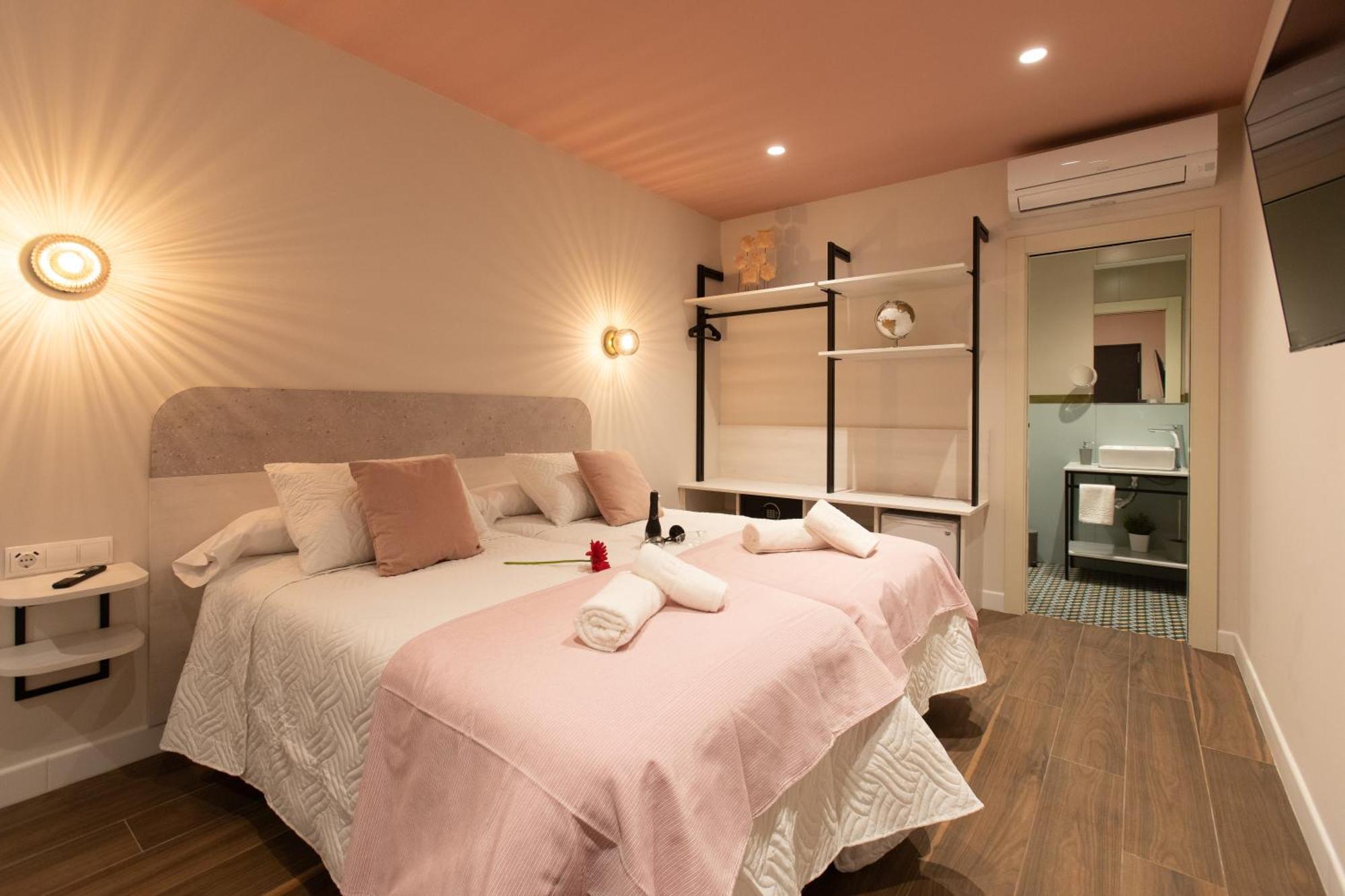 Boutique Rooms Playa Burriana Nerja Eksteriør bilde